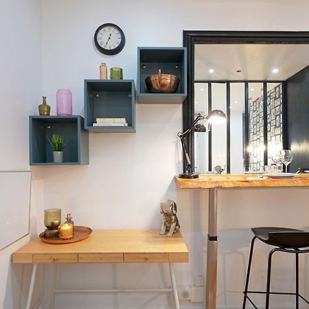 Fabulous Comfortable Studio With Updated Finishes And Design Next To Champ De Mars Lejlighed Paris Eksteriør billede
