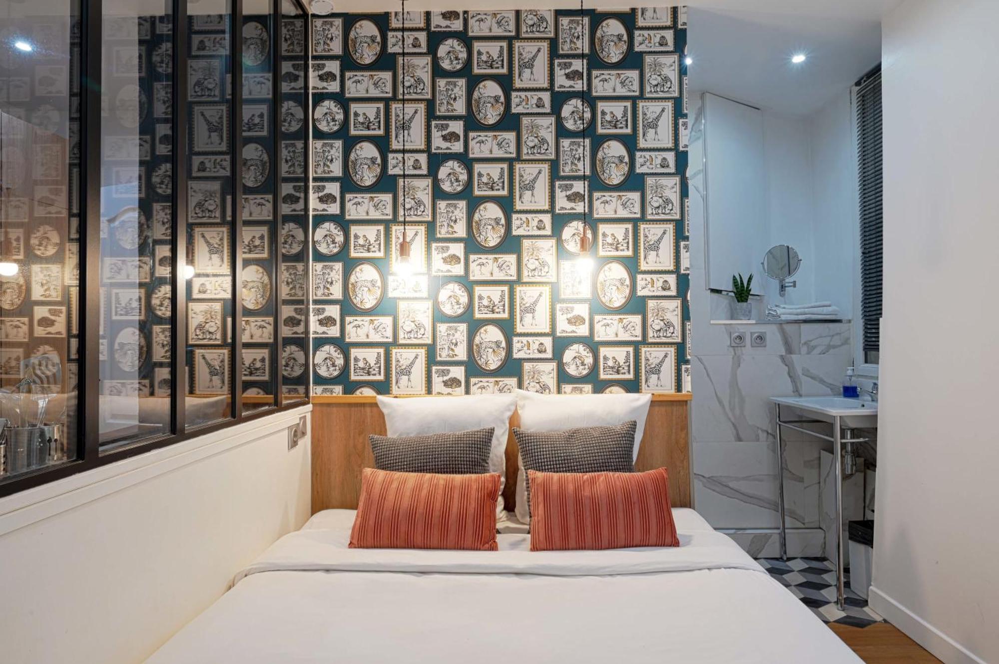 Fabulous Comfortable Studio With Updated Finishes And Design Next To Champ De Mars Lejlighed Paris Eksteriør billede
